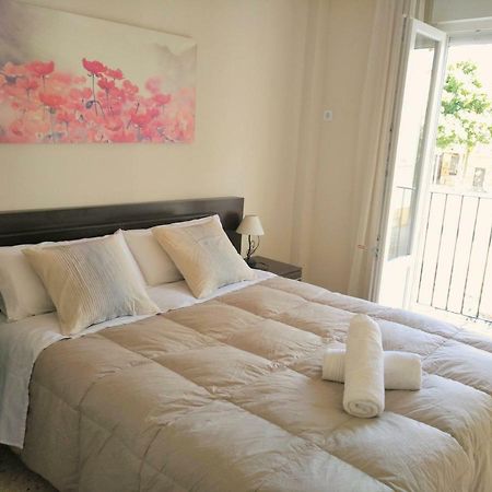 Apartamento Plaza Compania Jerez เฮเรซ เด ลาฟรอนเตรา ภายนอก รูปภาพ
