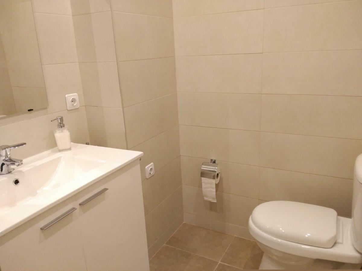 Apartamento Plaza Compania Jerez เฮเรซ เด ลาฟรอนเตรา ภายนอก รูปภาพ