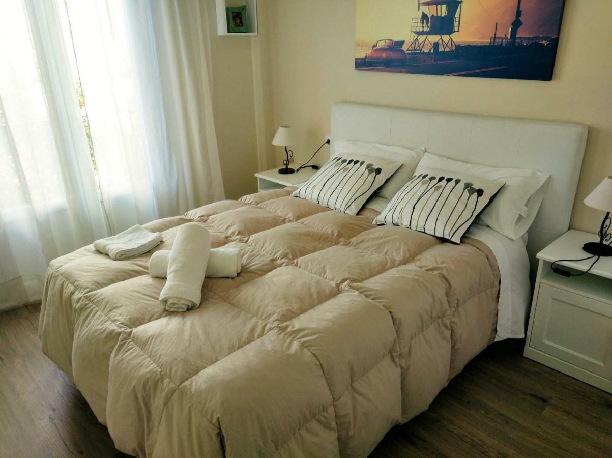 Apartamento Plaza Compania Jerez เฮเรซ เด ลาฟรอนเตรา ภายนอก รูปภาพ