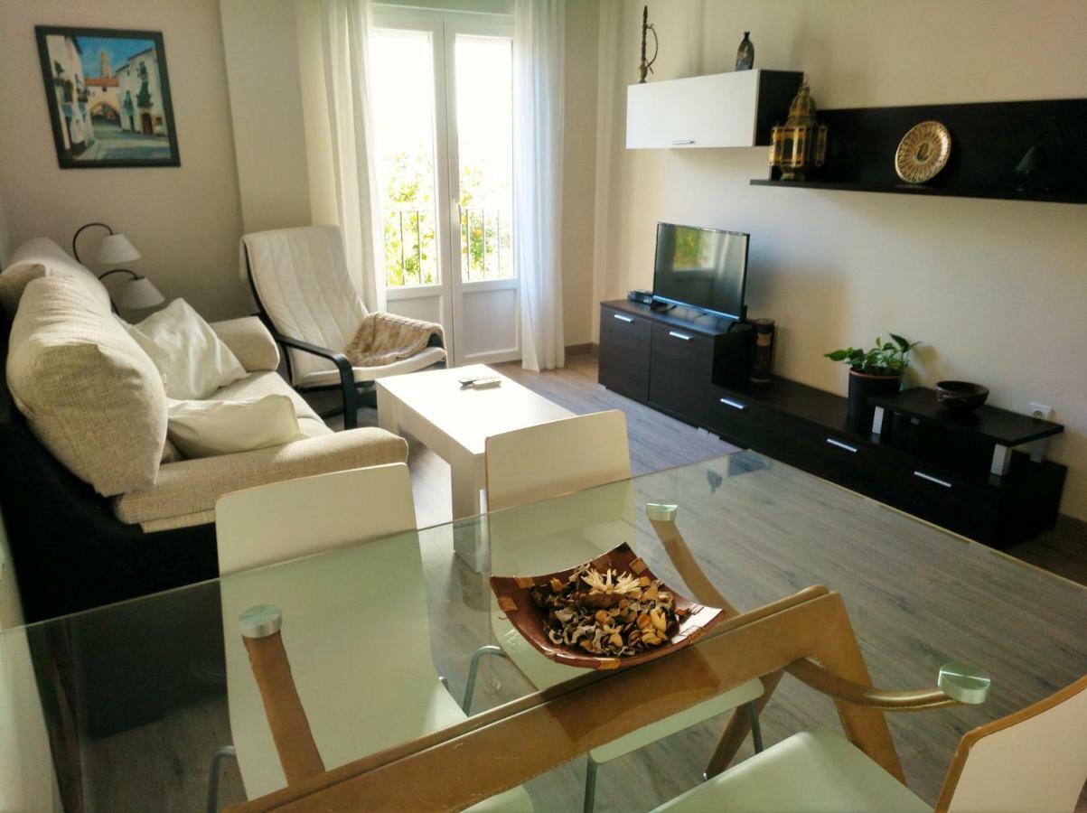 Apartamento Plaza Compania Jerez เฮเรซ เด ลาฟรอนเตรา ภายนอก รูปภาพ